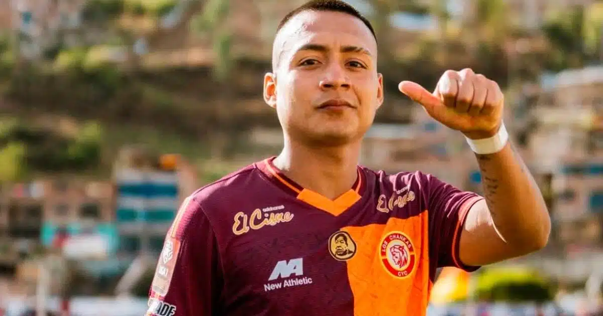 Ayrthon Quintana entrenando con la camiseta de Los Chankas antes de su despedida